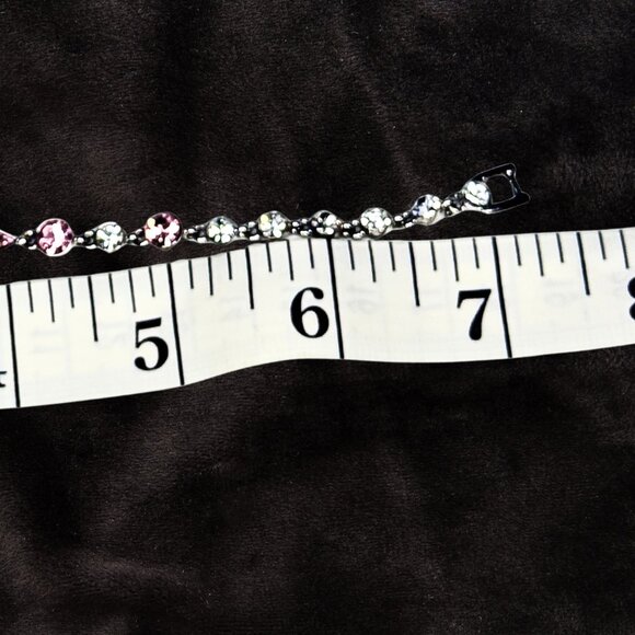 Crystal Link Bracelet in Pink & Clear Stones – Floral Centerpiece - Picture 4 of 5